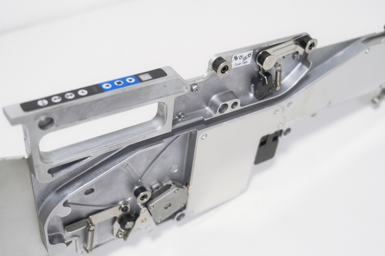 Yamaha CHM-551, CHM-650 Al ve Yer Makinesi için Elektrikli besleyici ve Pnömatik Besleyici
