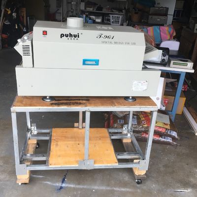 Konveyörlü T961 Masaüstü Reflow Fırın 730 * 230mm 6 sıcaklık Bölgeleri 3.5KW Lehimleme Makinesi