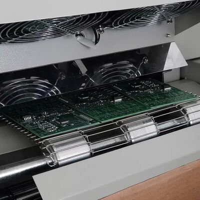 T961 Konveyörlü Masaüstü Geri Akış Fırını 730*230mm 6 temp Bölgeleri 3.5KW Lehimleme Makinesi